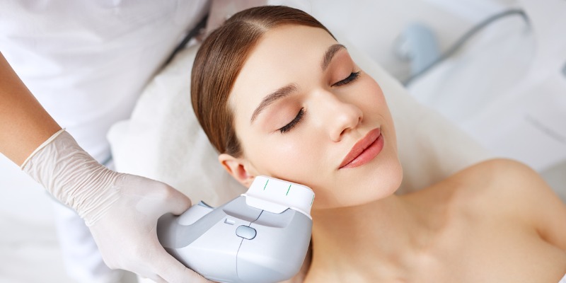 How Fat Freezing and HIFU Work Together? 4 book a personalised consultation of Fat Freezing and HIFU Together Buckingham